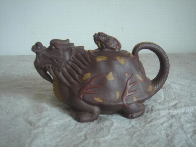 What teapot do you have? Part 2 (60 pics)