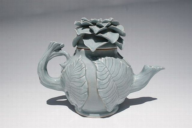What teapot do you have? Part 2 (60 pics)