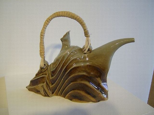 What teapot do you have? Part 2 (60 pics)