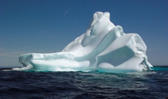 Icebergs (50 pics)
