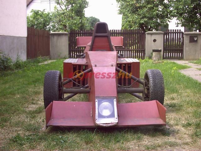 Home made Formula One car (10 pics)