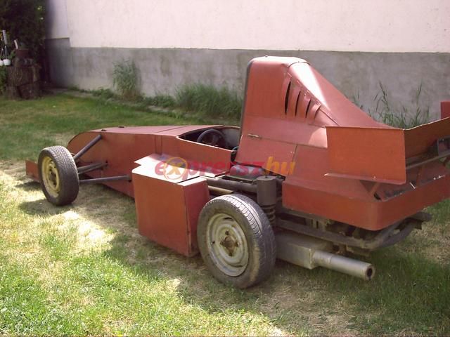 Home made Formula One car (10 pics)