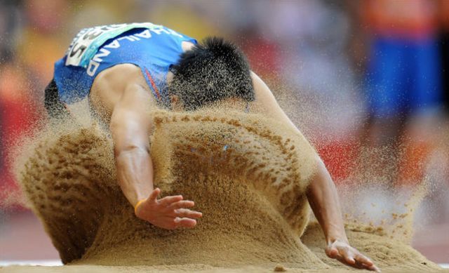 Pictures taken at the right moment. Part 2 (52 pics)