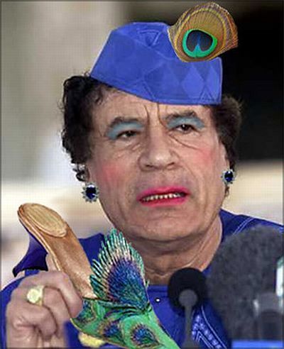 Colonel Gaddafi has his own style (30 pics)