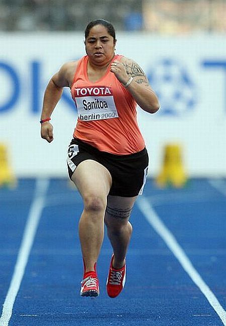 210 lb female Samoan shot-putter participated in World Championships 100m!! (11 pics)