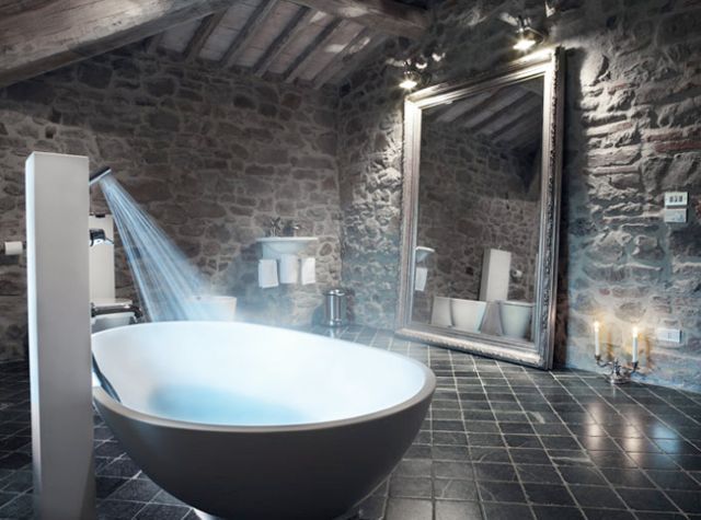The best pictures of bathrooms (32 pics)