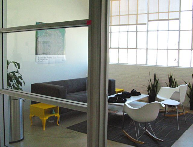 Who’s got the cooler office? (43 pics)