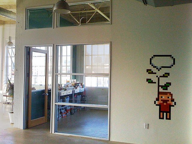 Who’s got the cooler office? (43 pics)