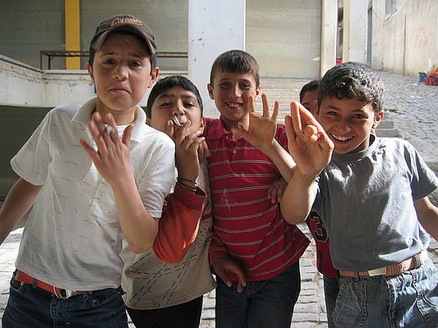 Children and cigarettes (45 pics)