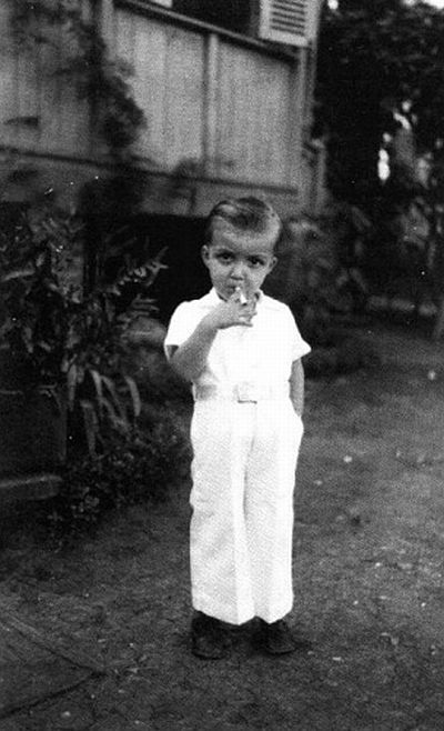 Children and cigarettes (45 pics)