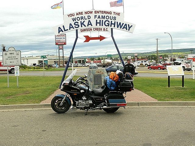 A small photo-journey to Alaska (34 pics)