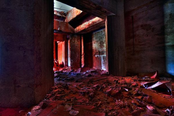 Abandoned industrial sites HDR pictures (24 pics)