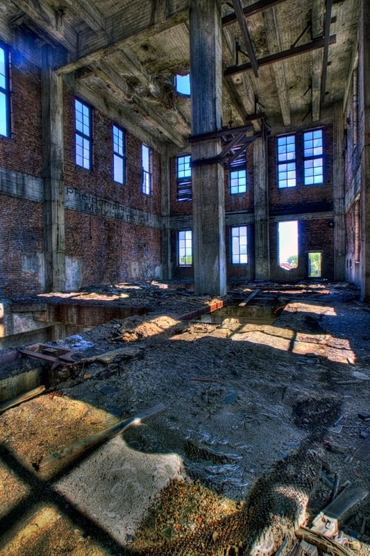 Abandoned industrial sites HDR pictures (24 pics)