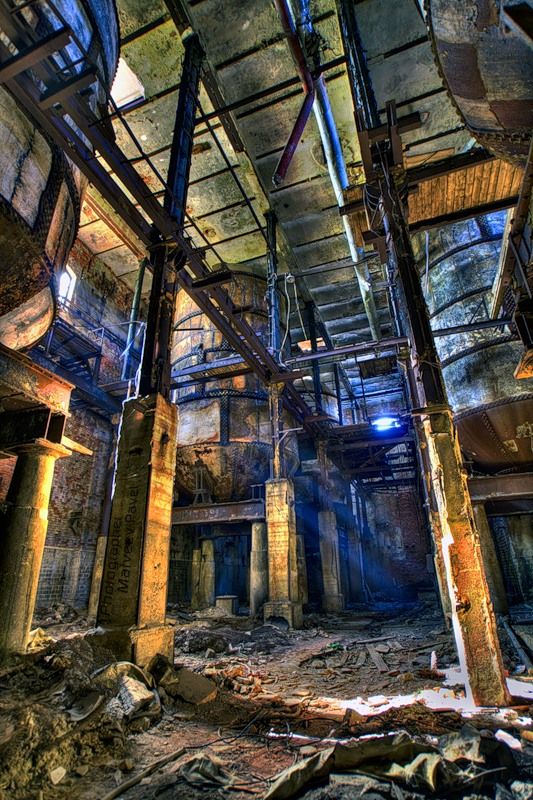Abandoned industrial sites HDR pictures (24 pics)