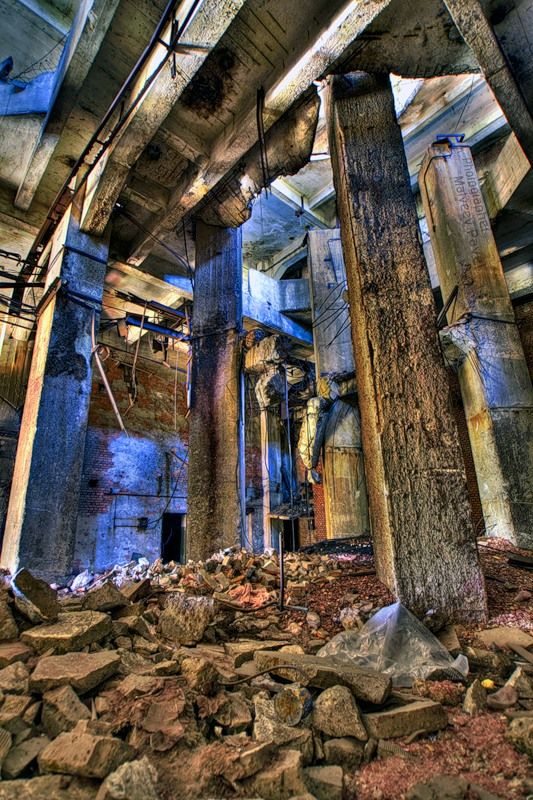 Abandoned industrial sites HDR pictures (24 pics)