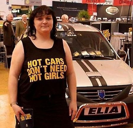 Do you know what said the last T-shirt you put on? (39 pics)
