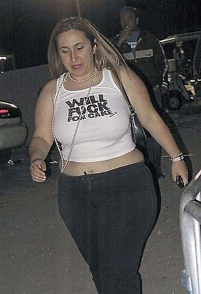 Do you know what said the last T-shirt you put on? (39 pics)