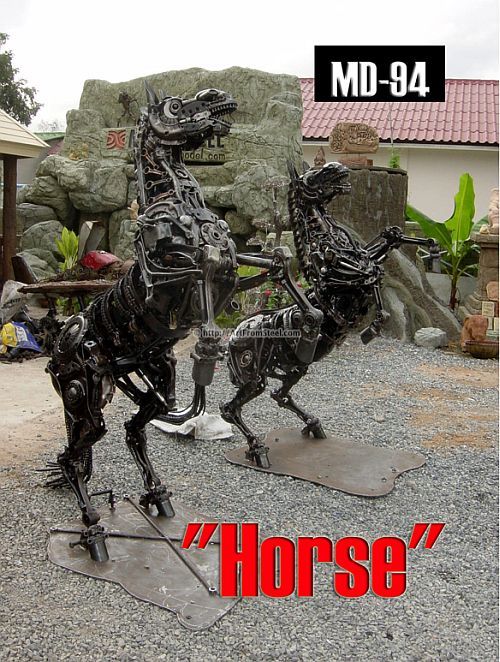 Hand-made recycled statues (77 pics)