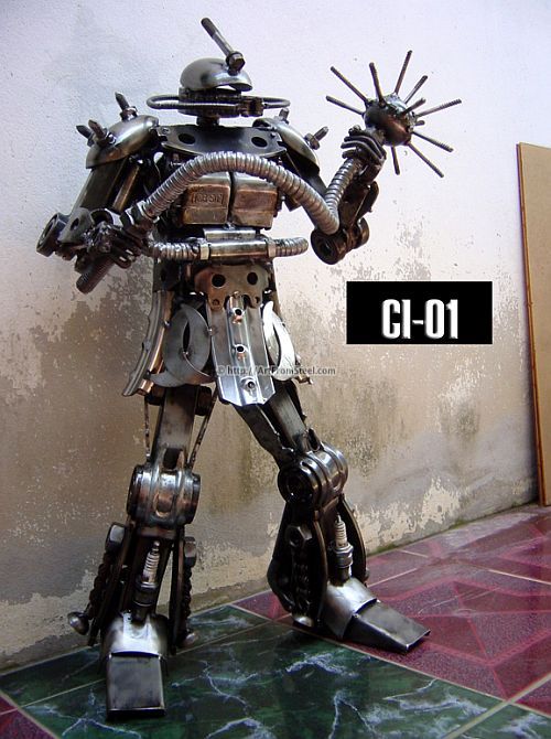 Hand-made recycled statues (77 pics)