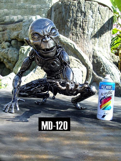 Hand-made recycled statues (77 pics)