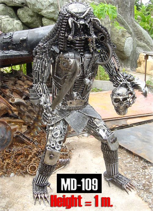 Hand-made recycled statues (77 pics)