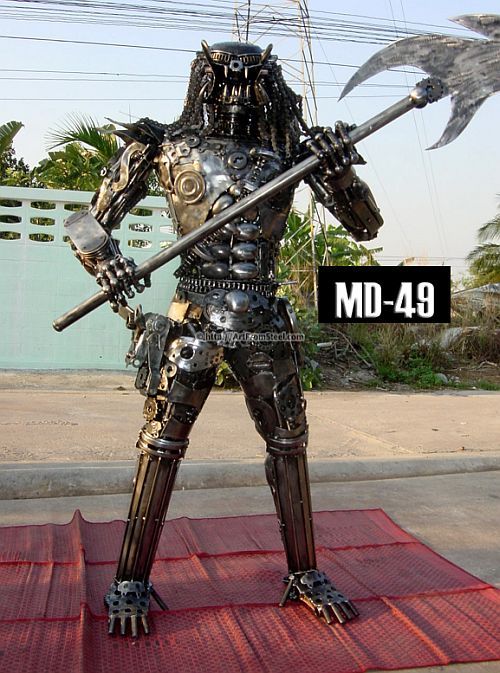 Hand-made recycled statues (77 pics)