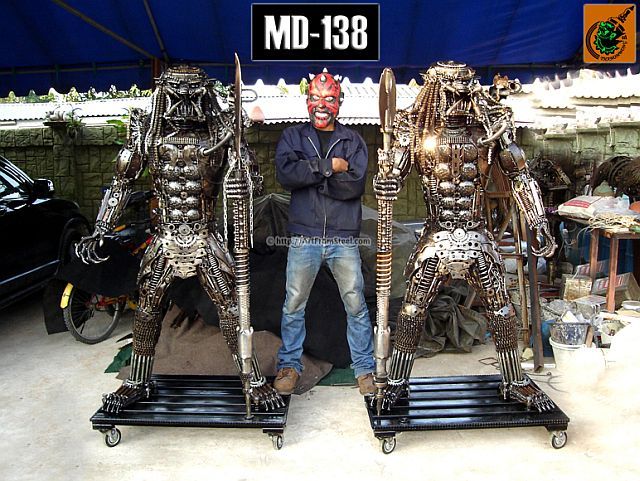 Hand-made recycled statues (77 pics)