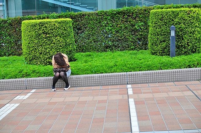 People are sleeping everywhere (27 pics)