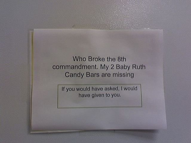 Funny notes left for people sharing the same space! (44 pics)