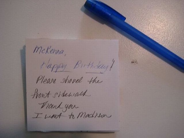 Funny notes left for people sharing the same space! (44 pics)