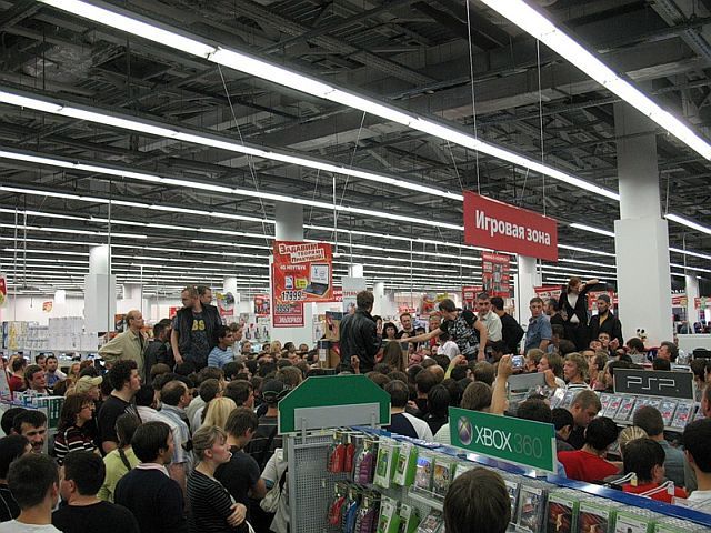 The sales end up badly (29 pics + 1 video)