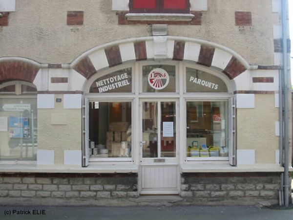 Normandy during WW2 and now (204 pics)