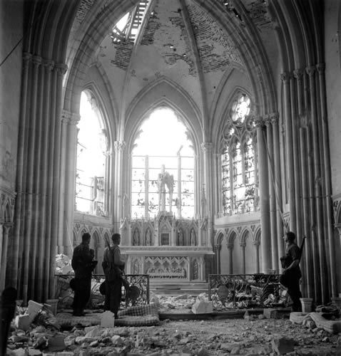 Normandy during WW2 and now (204 pics)
