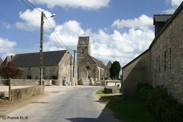Normandy during WW2 and now (204 pics)