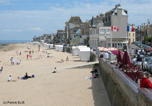 Normandy during WW2 and now (204 pics)