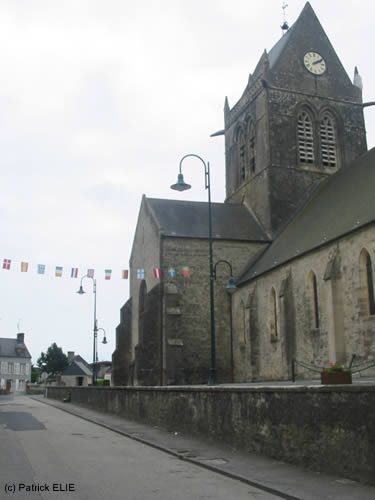 Normandy during WW2 and now (204 pics)