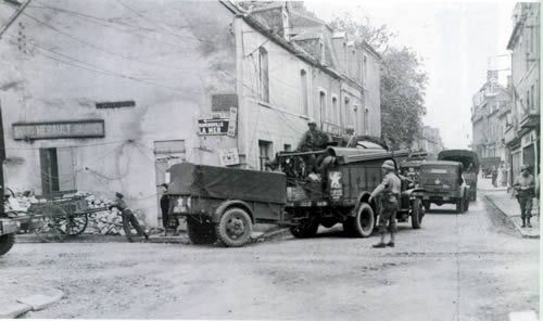 Normandy during WW2 and now (204 pics)