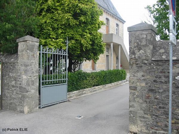 Normandy during WW2 and now (204 pics)