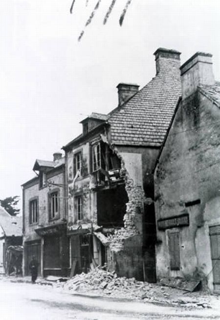 Normandy during WW2 and now (204 pics)