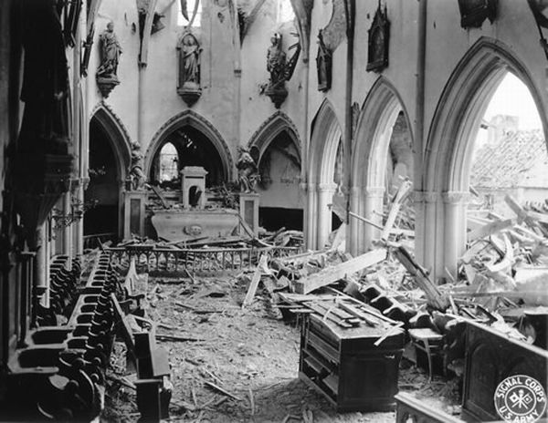 Normandy during WW2 and now (204 pics)