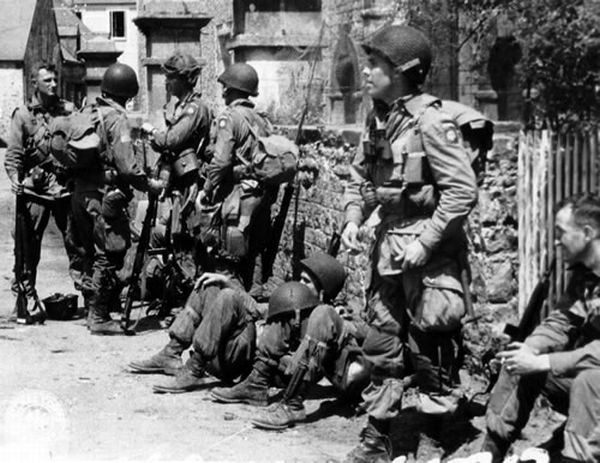 Normandy during WW2 and now (204 pics)
