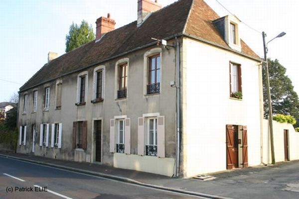Normandy during WW2 and now (204 pics)