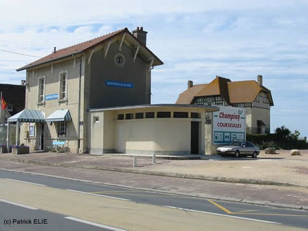 Normandy during WW2 and now (204 pics)