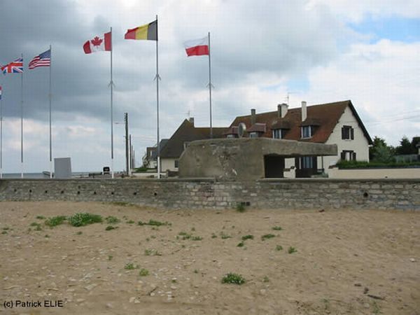 Normandy during WW2 and now (204 pics)