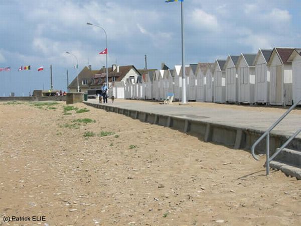 Normandy during WW2 and now (204 pics)
