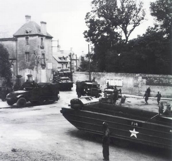 Normandy during WW2 and now (204 pics)