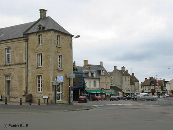Normandy during WW2 and now (204 pics)