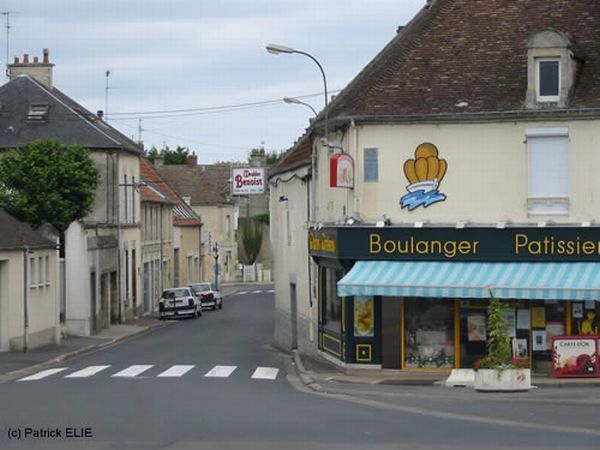 Normandy during WW2 and now (204 pics)