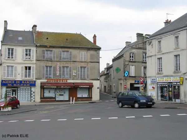 Normandy during WW2 and now (204 pics)
