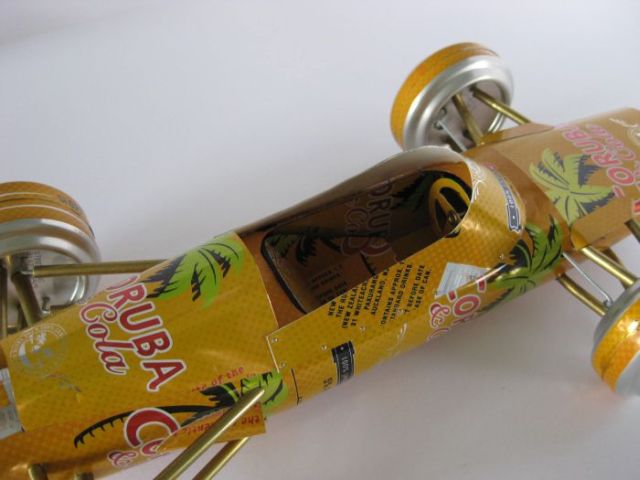 Cars from aluminium cans (52 pics)